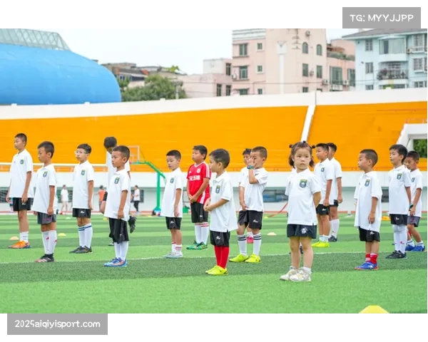 场馆升级：大通中心试点安装新型测速相机，用于生成更细致的球员移动分析报告